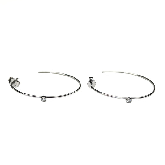 18kw Hoop Earrings with diamond detail