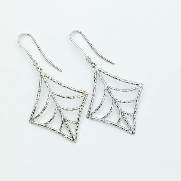 14kw Filigree Dangling Earrings With Diamonds - eklektic jewelry studio