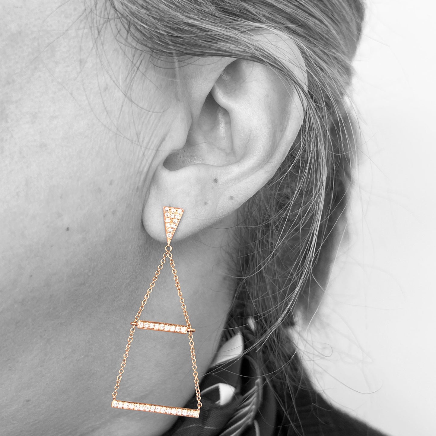 14kr Geometric Diamond Earrings