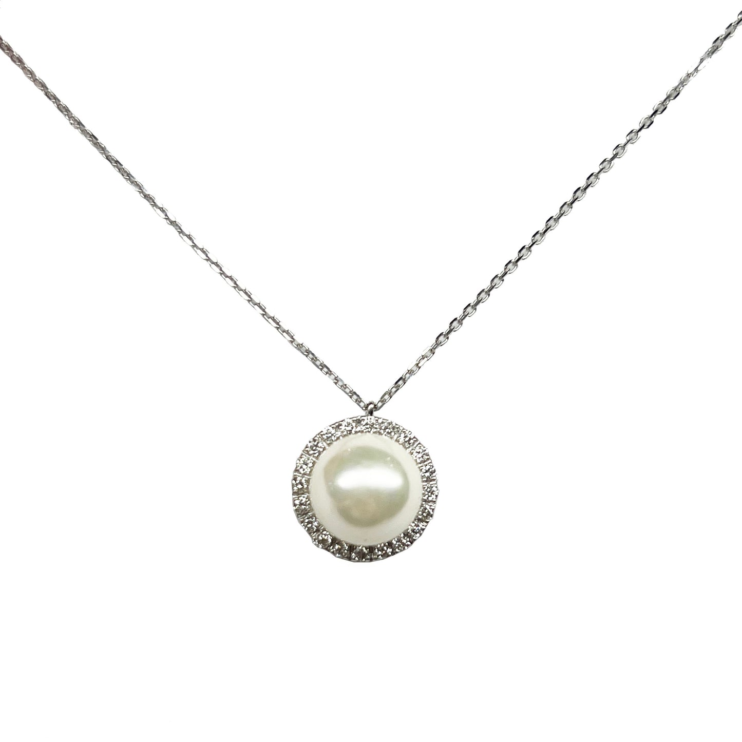 18kw Diamond Halo Pearl Necklace
