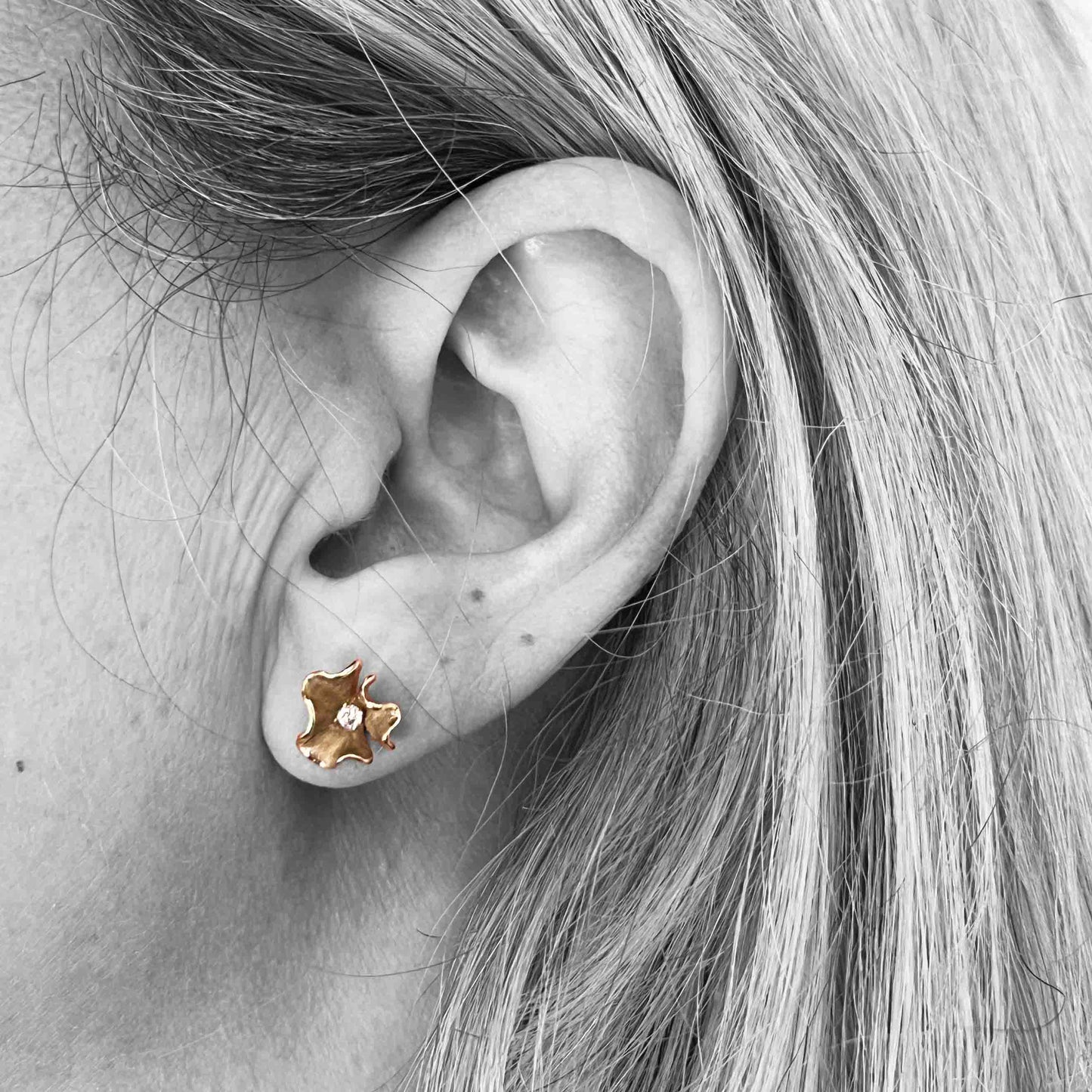 18ky Flower earrings