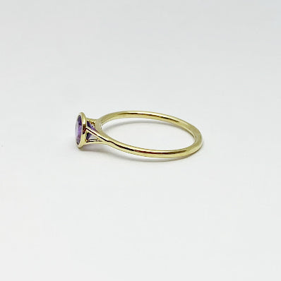 18ky Amethyst Bezel Ring - eklektic jewelry studio