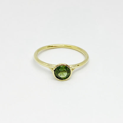 18ky Green Tourmaline Bezel Ring - eklektic jewelry studio