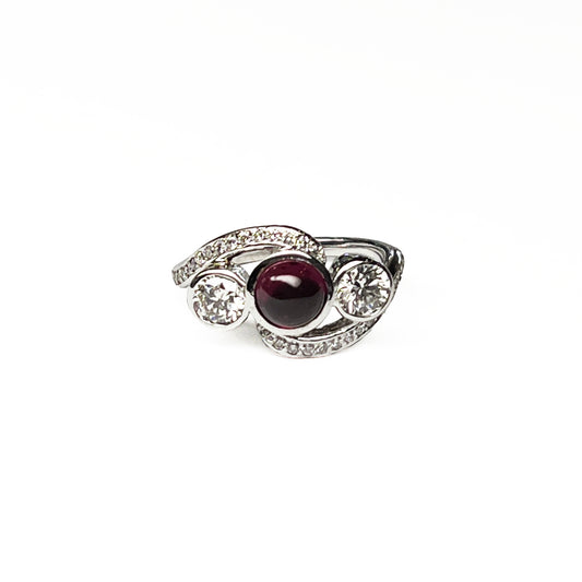 14kw Diamond and Rhodolite Garnet Ring