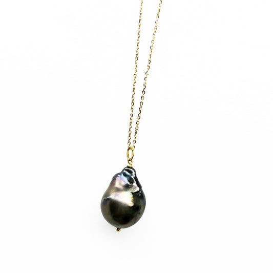 18ky Baroque Pearl Necklace