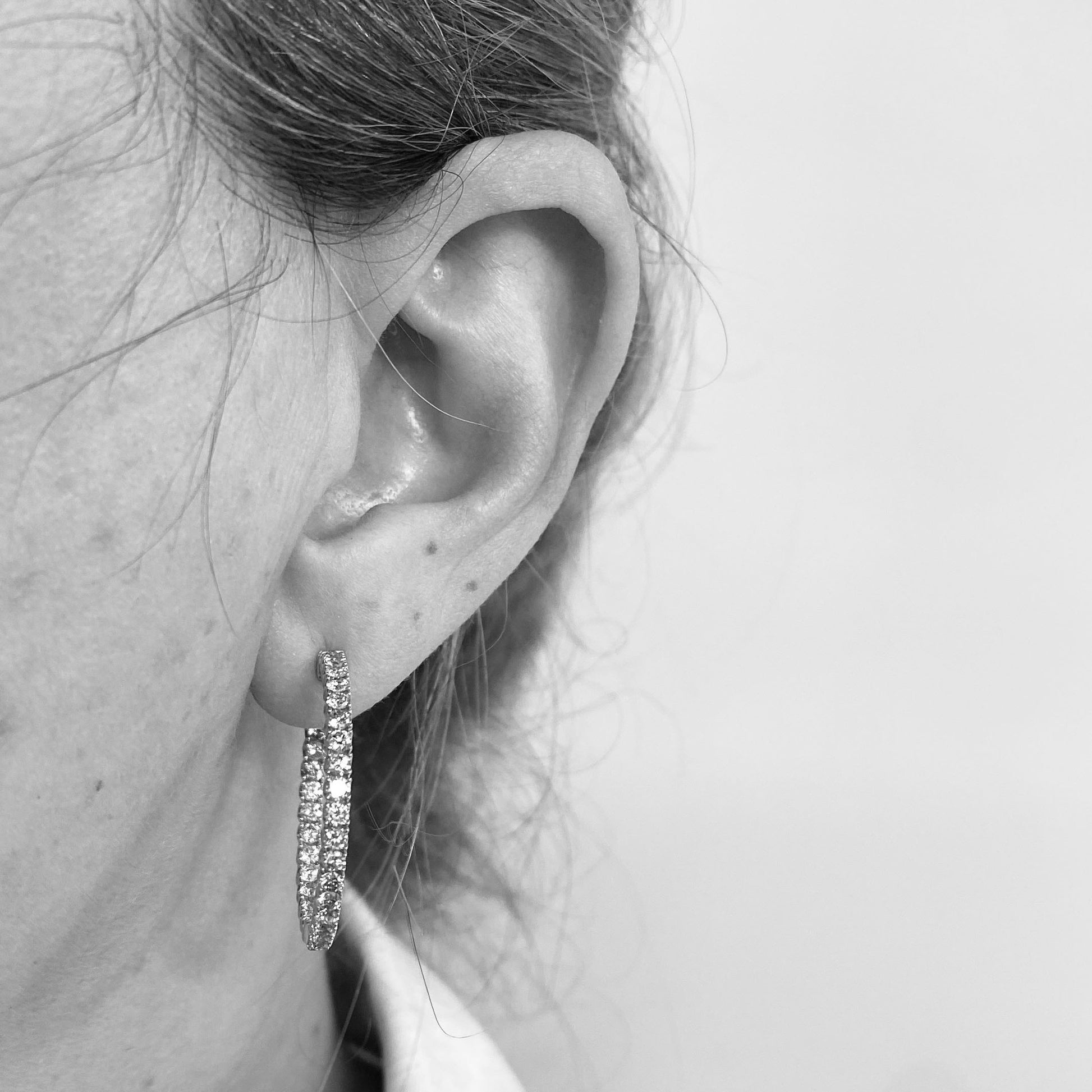 14kw Diamond Hoop Earrings 2ctw - eklektic jewelry studio